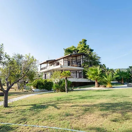 Malt Beachfront Villa